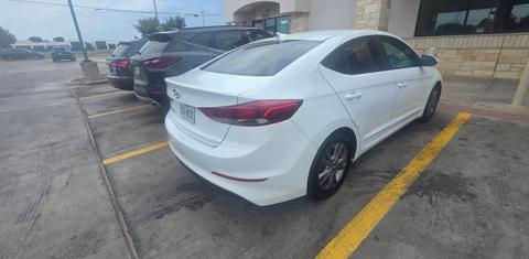 Hyundai Elantra 2018