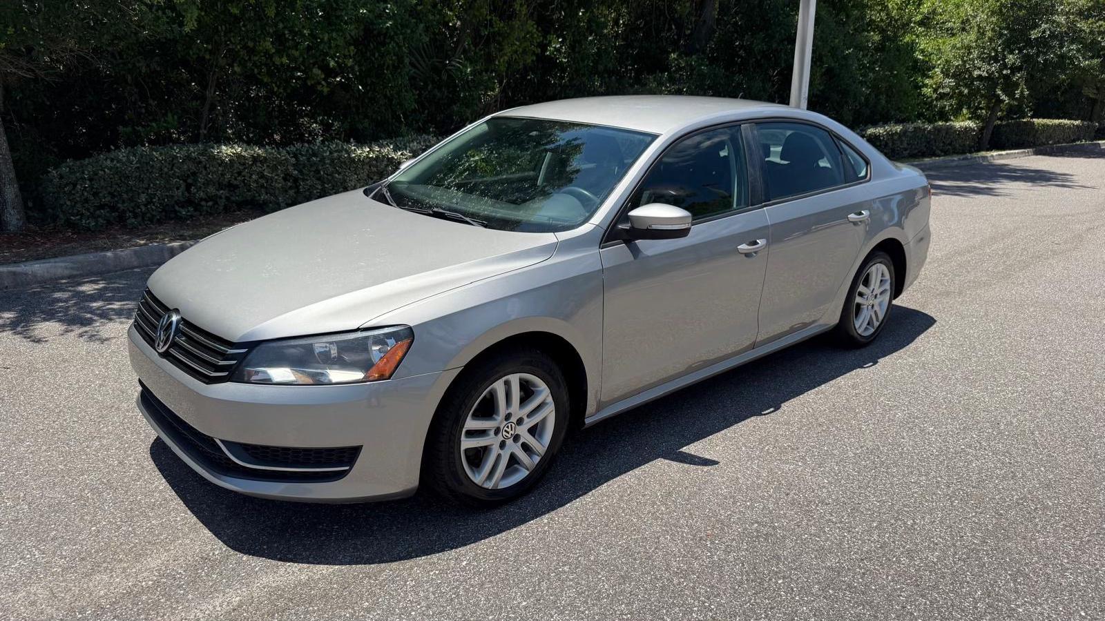 Volkswagen Passat 2014 in Apopka, FL