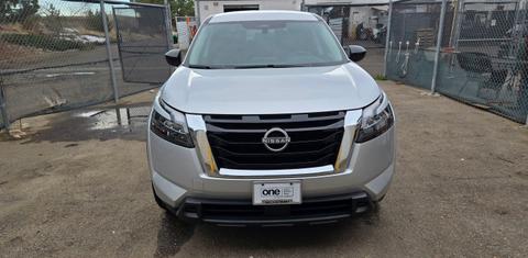 Nissan Pathfinder 2024