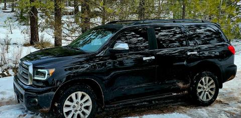 Toyota Sequoia 2011