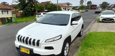 Jeep CHEROKEE 2015