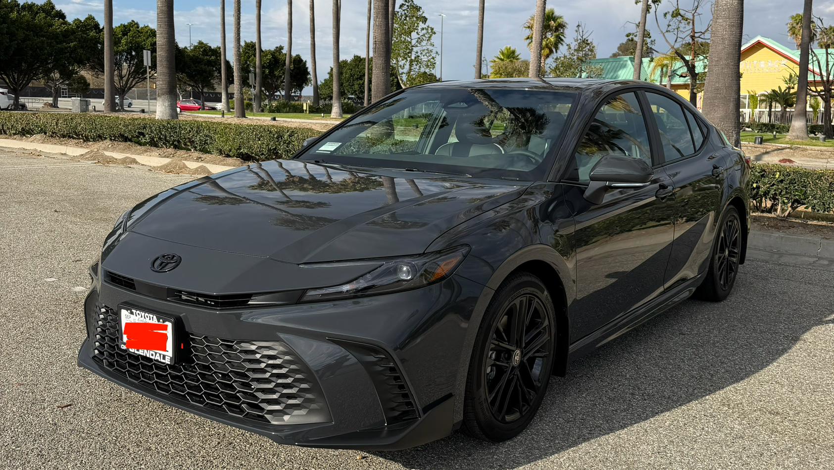 Toyota Camry Hybrid 2026 in Fountain Valley, CA