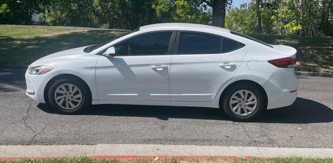 Hyundai Elantra 2018