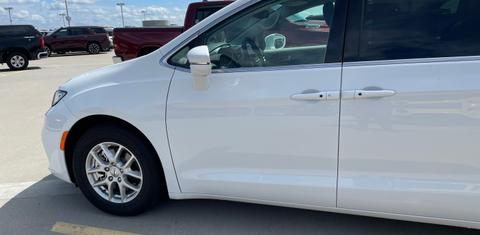 Chrysler Pacifica 2022
