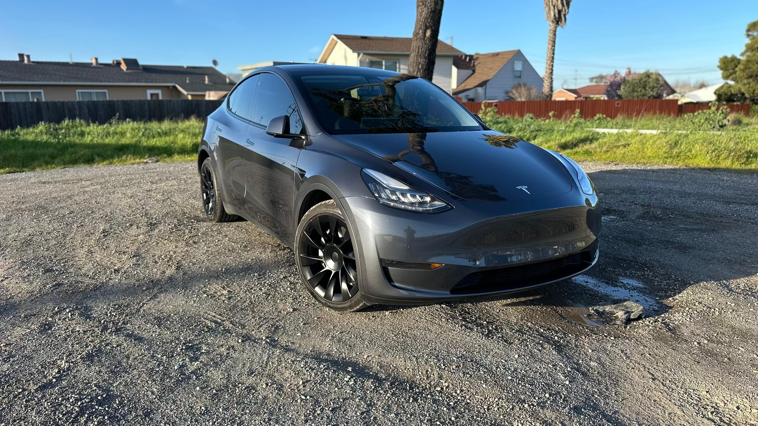 Tesla Model Y 2021 in San Bruno, CA
