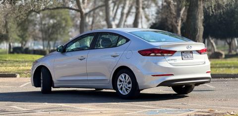 Hyundai Elantra 2018