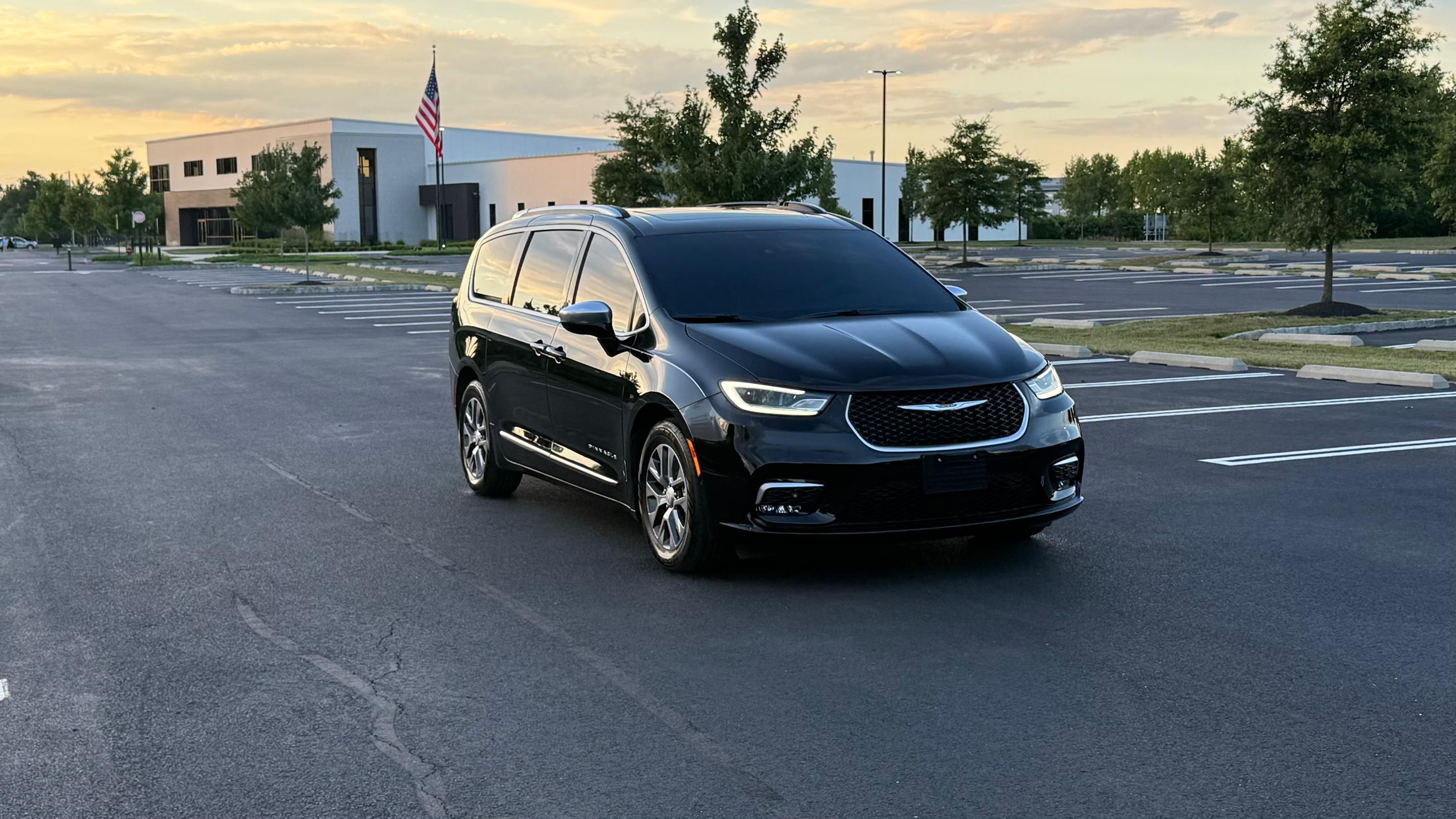 Chrysler Pacifica 2025 in Deptford, NJ