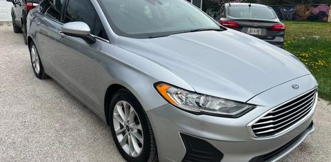 Ford Fusion Hybrid 2020