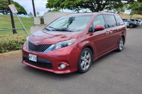 Toyota Sienna 2014 in Honolulu