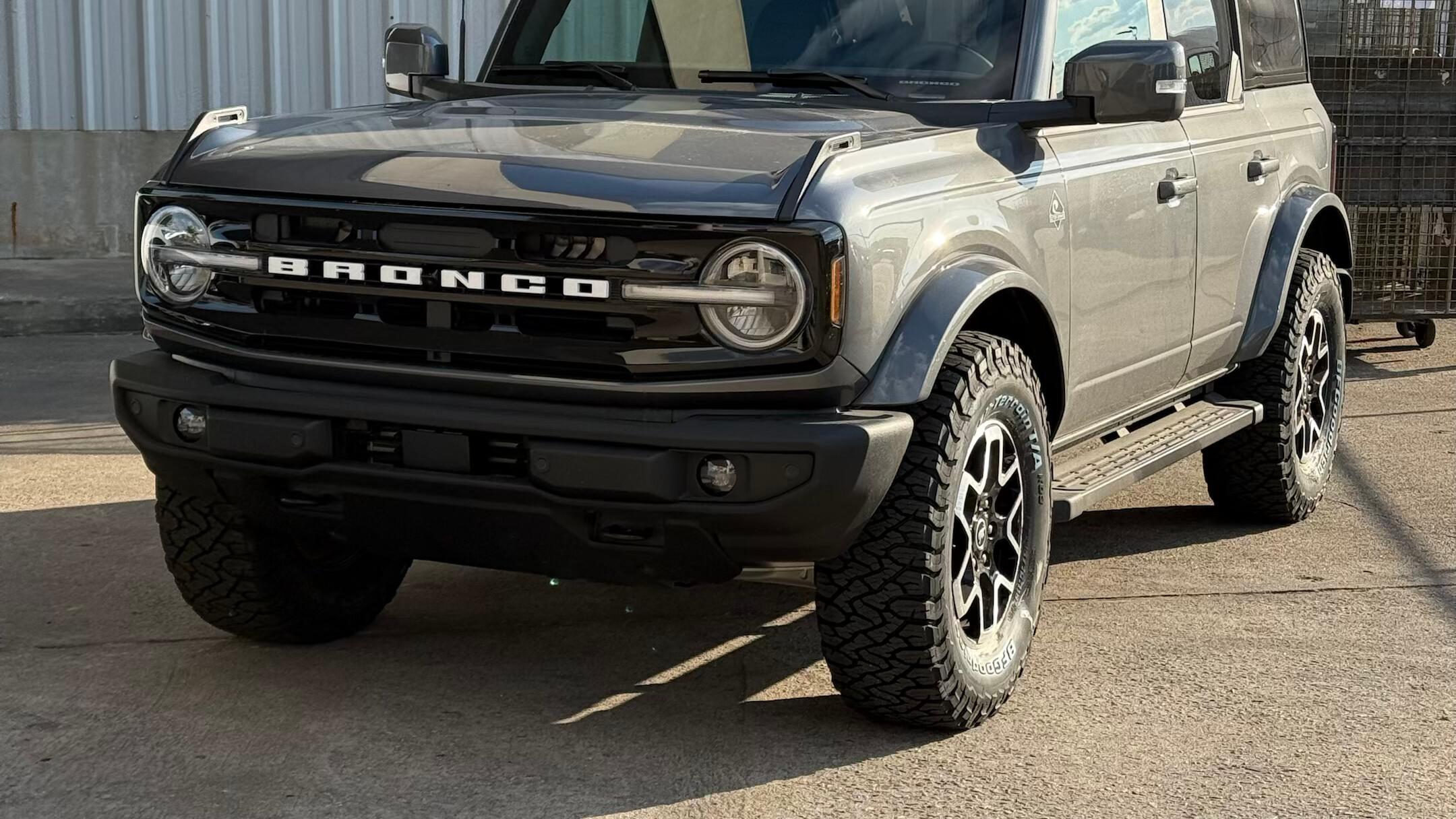 Ford Bronco 2024 in Missouri City, TX