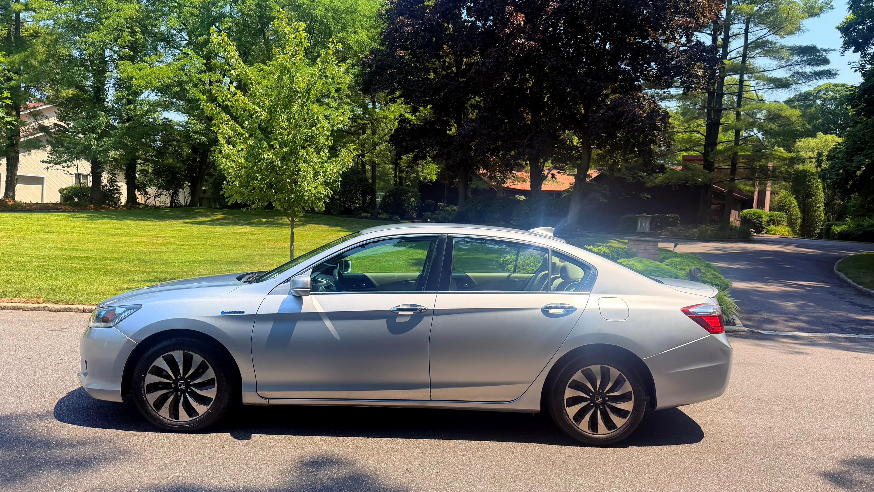 Honda Accord Hybrid 2014 in Hicksville, NY