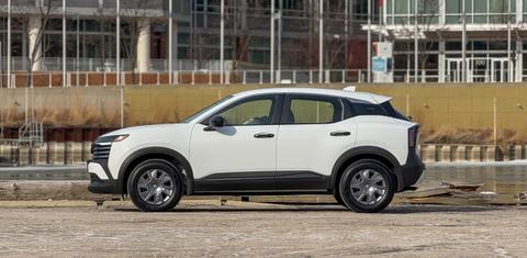 Nissan Kicks 2025