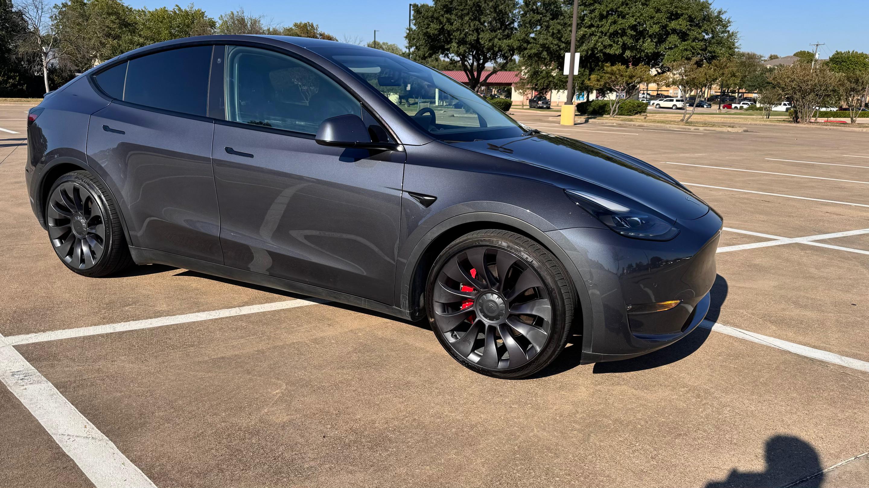 Tesla Model Y 2021 in Mesquite, TX