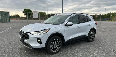 Ford Escape PHEV 2026