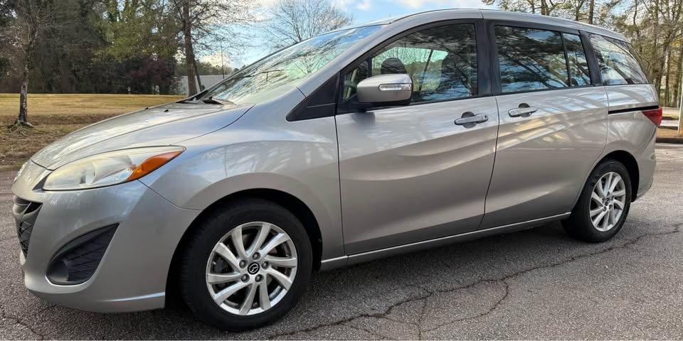 Mazda Mazda5 2015 in 