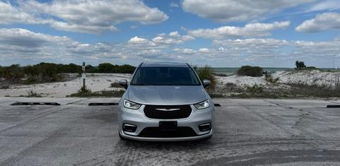 Chrysler Pacifica 2023