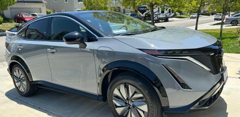 Nissan ARIYA 2025