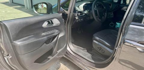 Chrysler Pacifica 2019
