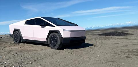 Tesla Cybertruck 2025