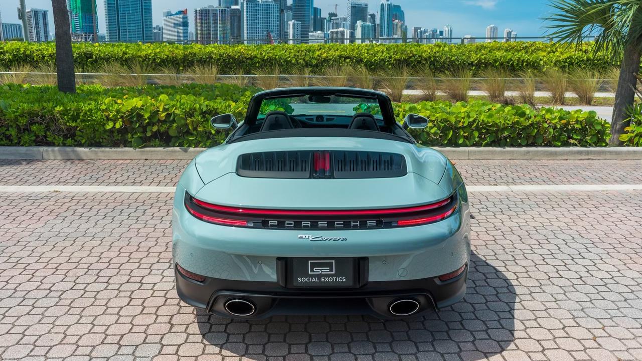 Porsche 911 2025 in Miami Springs, FL