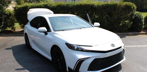Toyota Camry Hybrid 2025