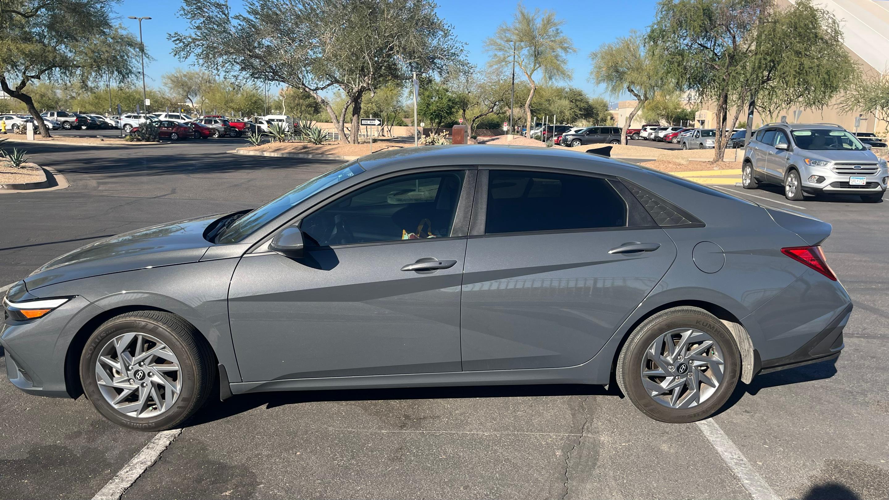 Hyundai Elantra 2024 in Phoenix, AZ