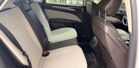 Ford Fusion 2020