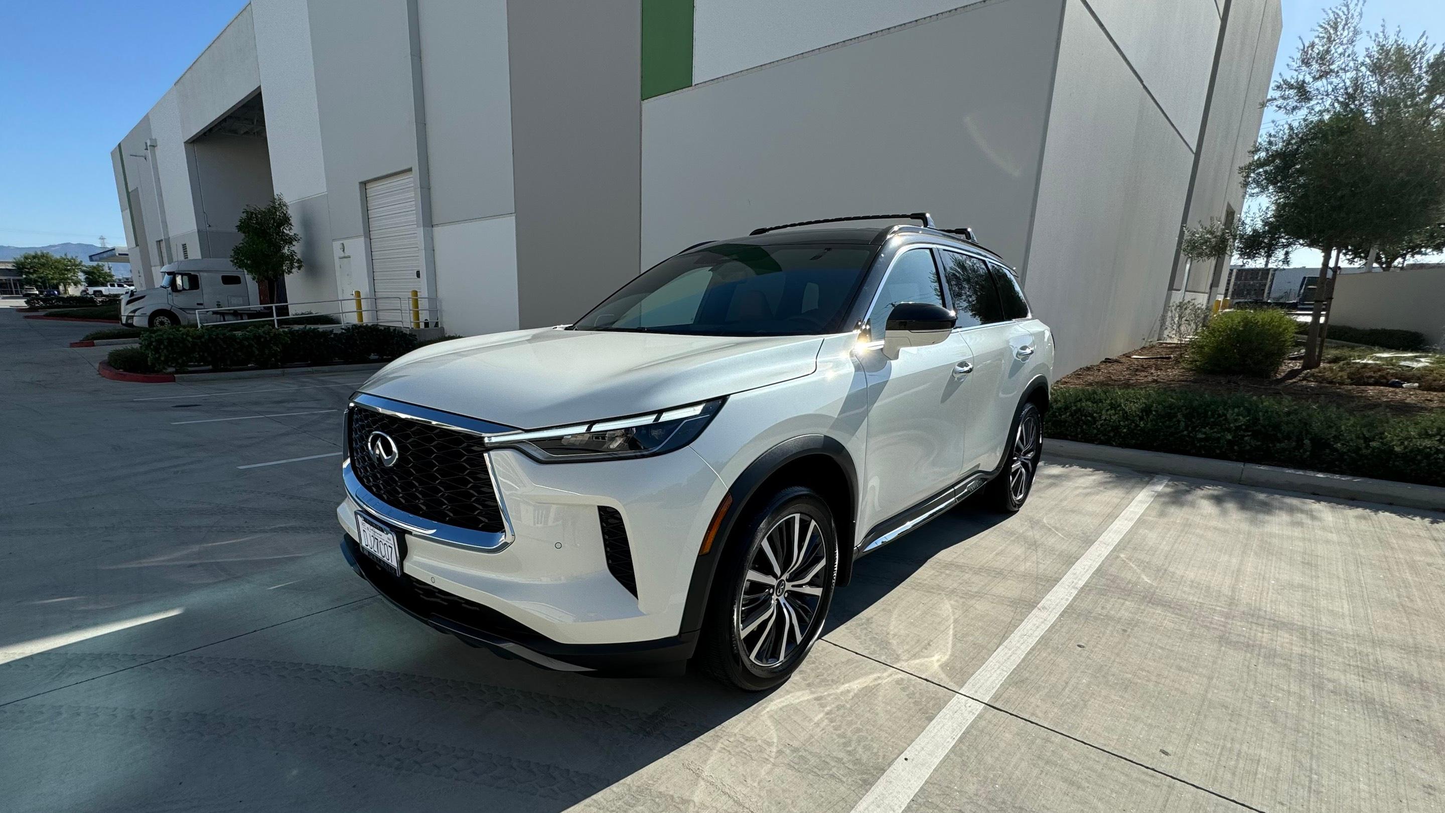 INFINITI QX60 2024 in Ontario, CA