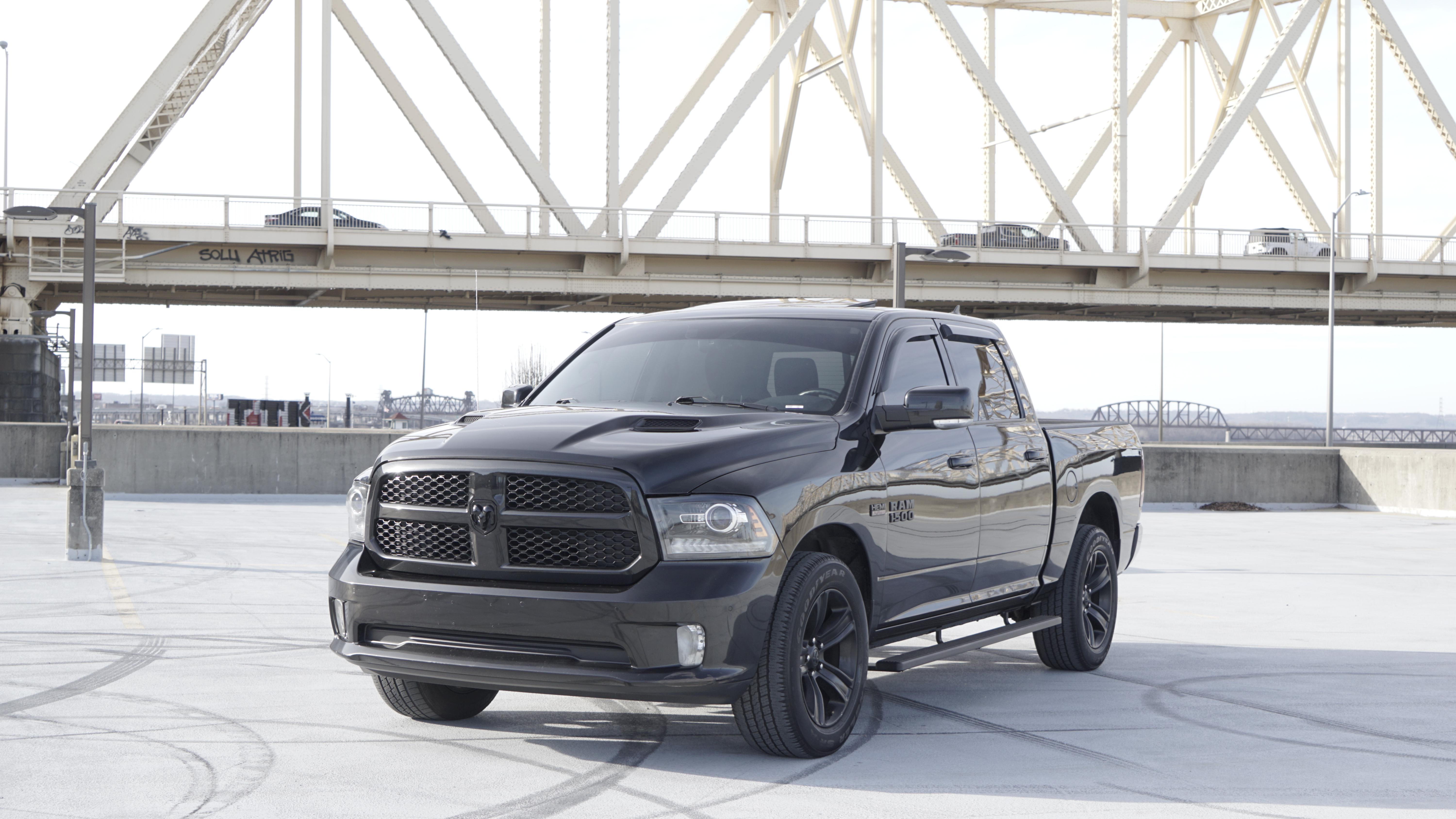Ram 1500 2017 in Louisville, KY