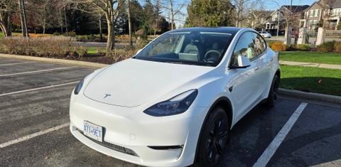 Tesla Model Y 2023