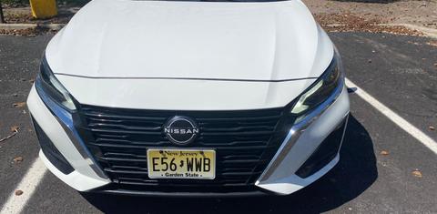 Nissan Altima 2023