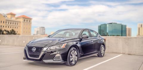 Nissan Altima 2020