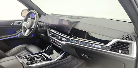 BMW X7 2024