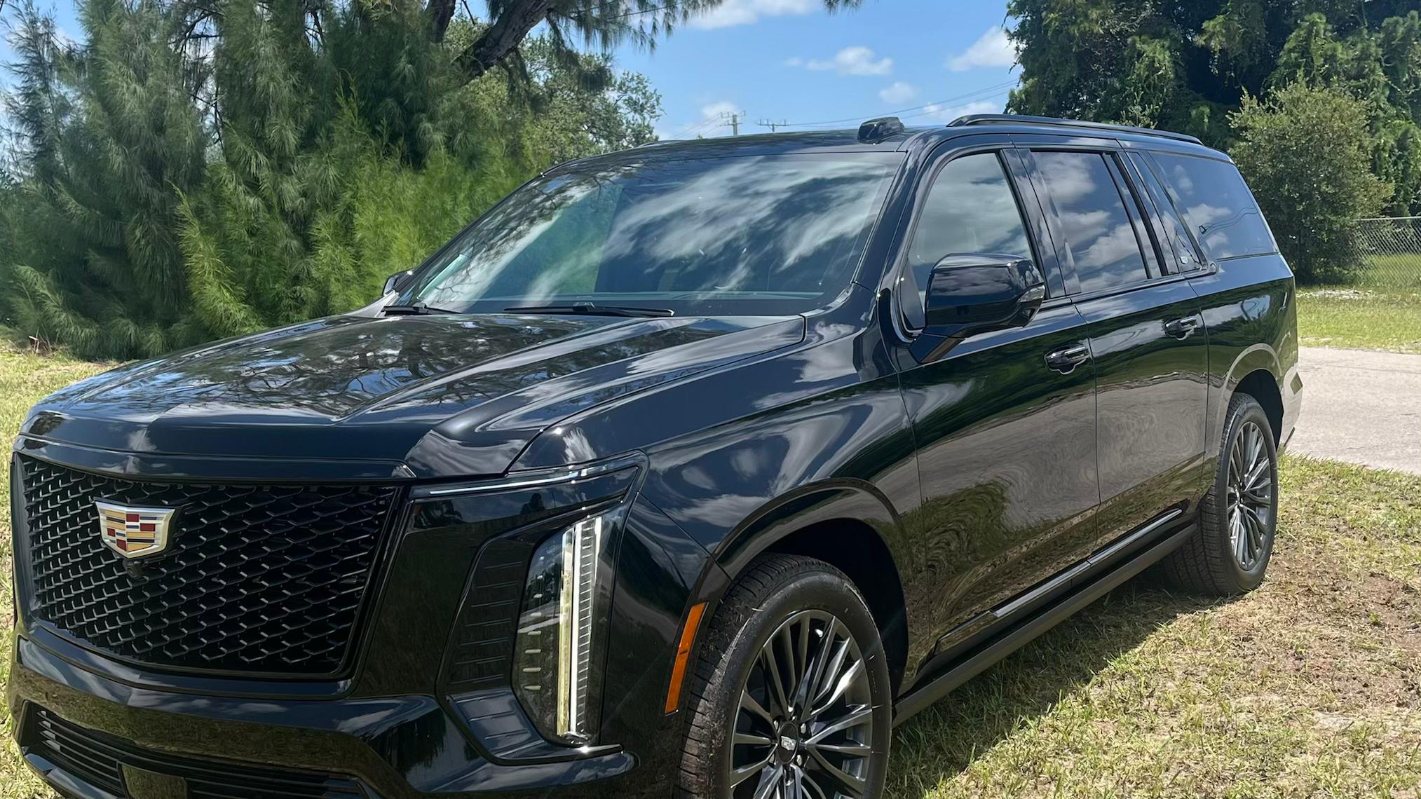 Cadillac Escalade ESV 2025 in Opa-locka, FL