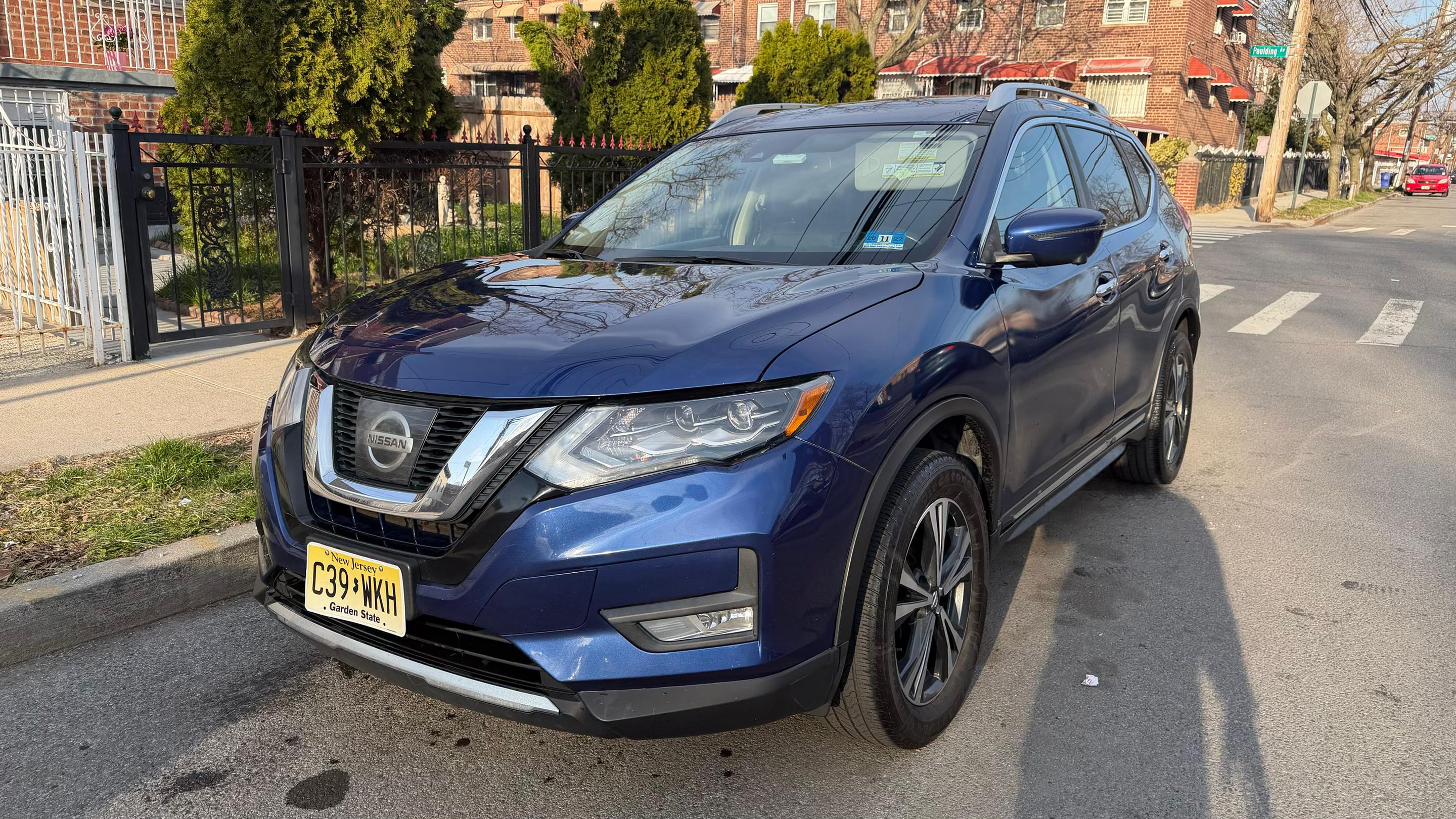 Nissan Rogue 2017 in Fort Lee, NJ