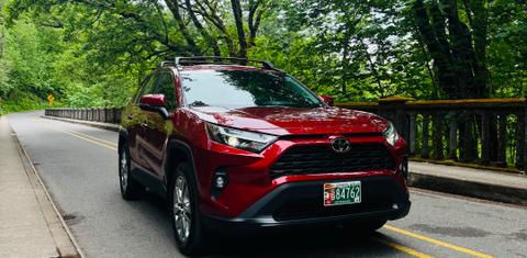Toyota RAV4 2025