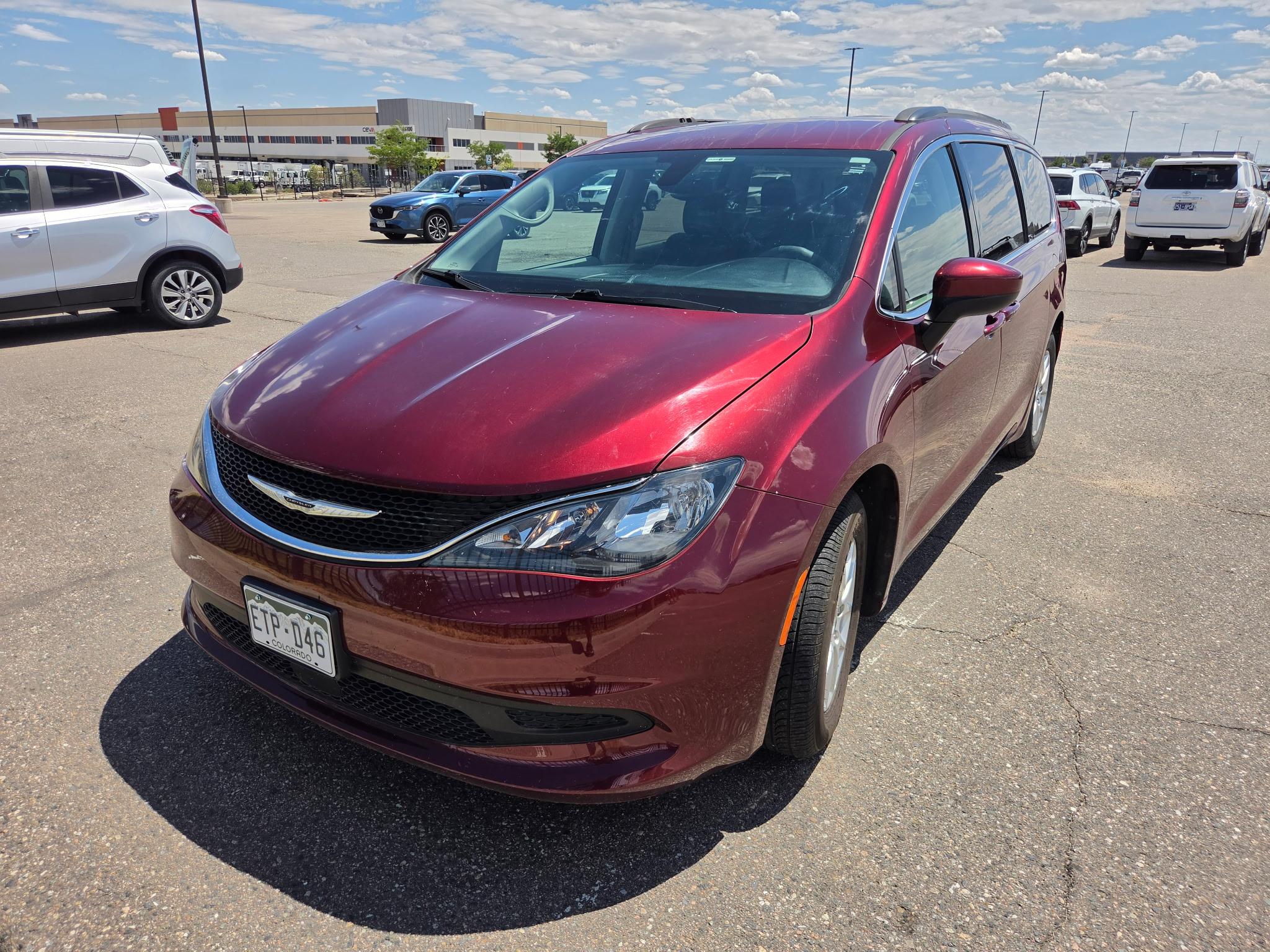 Chrysler Voyager 2021 in Aurora, CO