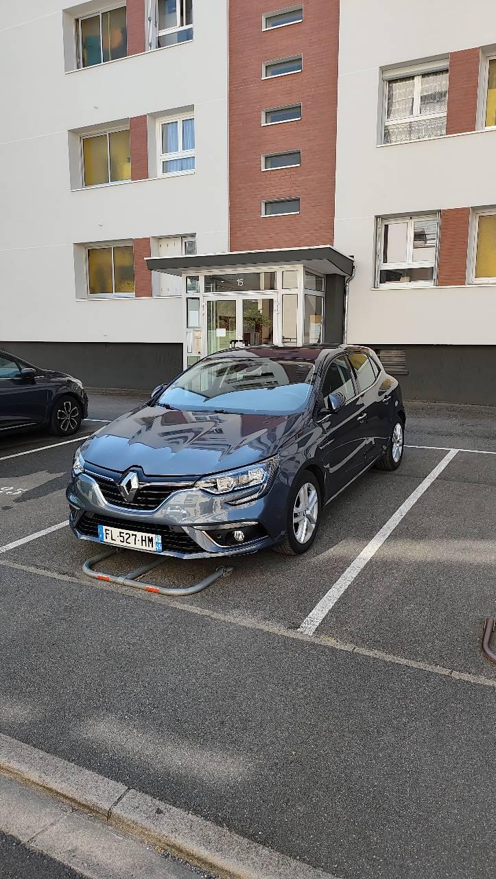 Renault MEGANE IV 2019 à Orléans