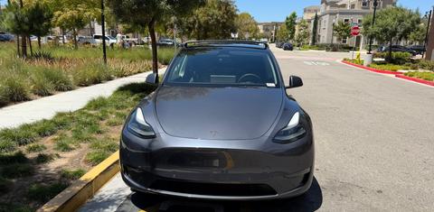 Tesla Model Y 2022