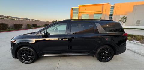 Kia Carnival Hybrid 2025