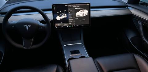 Tesla Model 3 2021