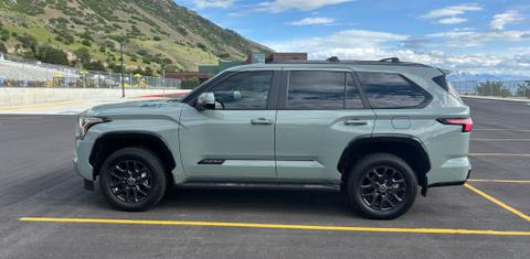 Toyota Sequoia 2024