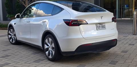 Tesla Model Y 2021