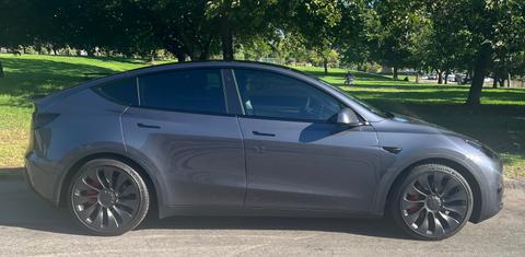 Tesla Model Y 2023