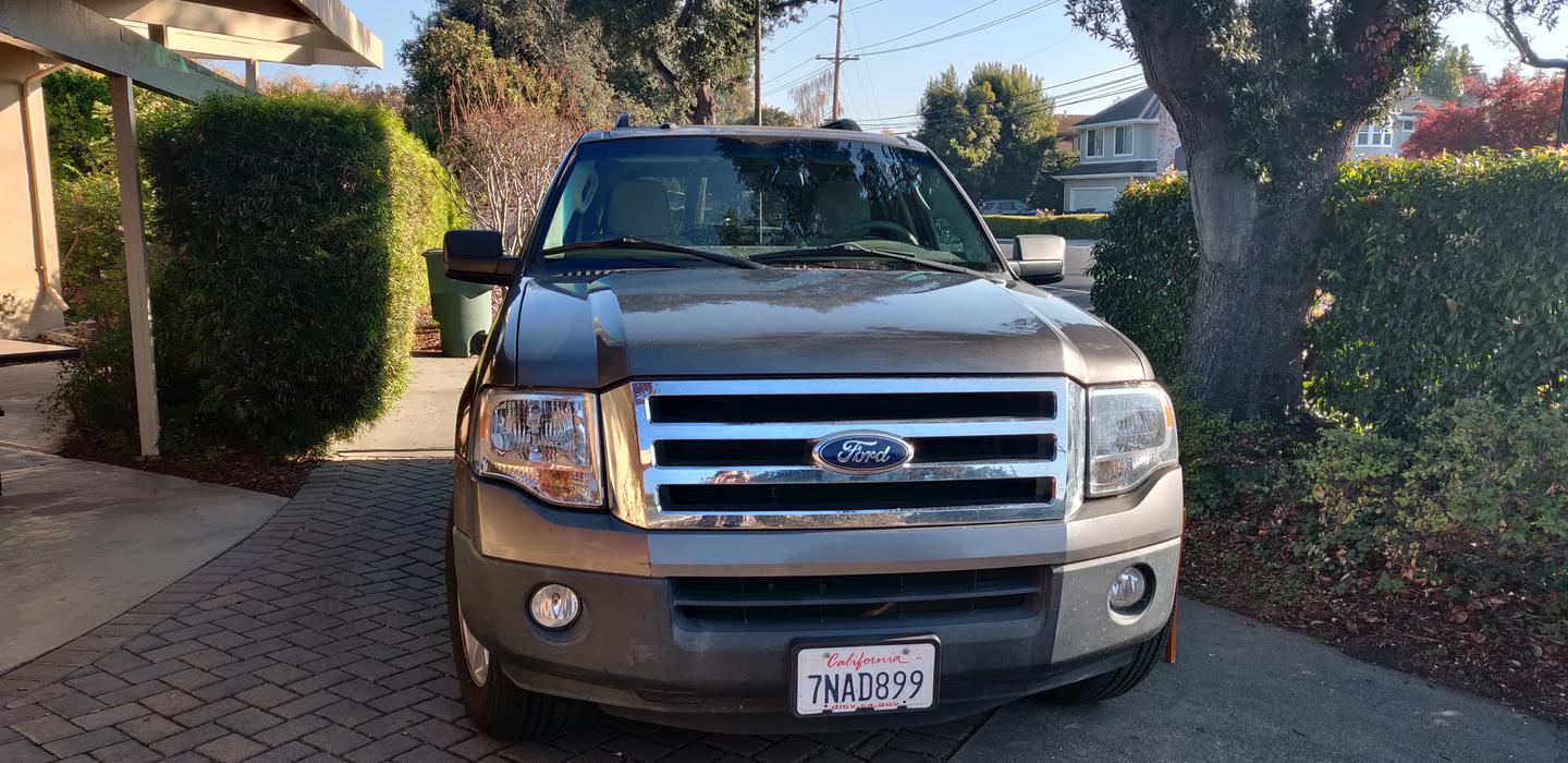 Ford Expedition 2011 rental in Millbrae, CA by Haibo L. Turo