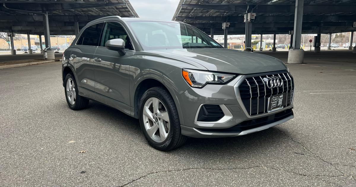 Audi Q3 2021 rental in Mineola, NY by Michael J. Turo