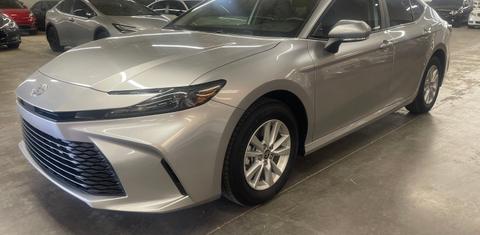 Toyota Camry Hybrid 2025