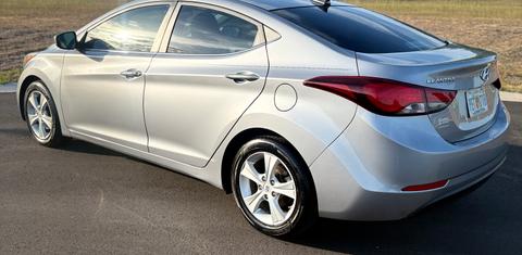 Hyundai Elantra 2016