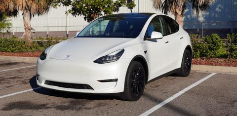 Tesla Model Y 2022