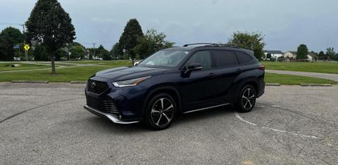 Toyota Highlander 2021